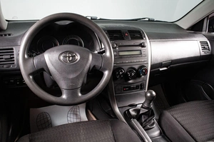 Седан Toyota Corolla 2007 года, 769000 рублей, Сургут