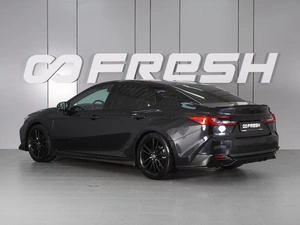 Седан Toyota Camry 2025 года, 3766000 рублей, Красный Пахарь