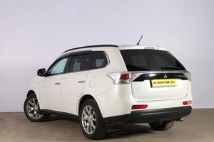 Внедорожник Mitsubishi Outlander 2013 года, 1909000 рублей, Новосибирск