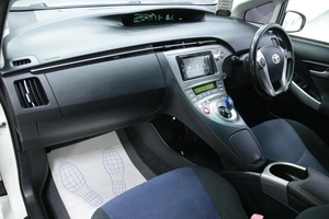 Лифтбек Toyota Prius 2012 года, 1088000 рублей, Солонцы