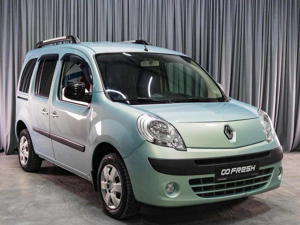 Минивэн Renault Kangoo 2013 года, 845000 рублей, Тюмень