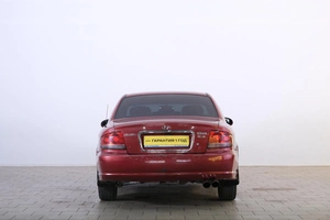 Седан Hyundai Sonata 2005 года, 399000 рублей, Омск