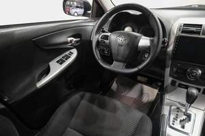 Седан Toyota Corolla 2012 года, 949000 рублей, Новокузнецк