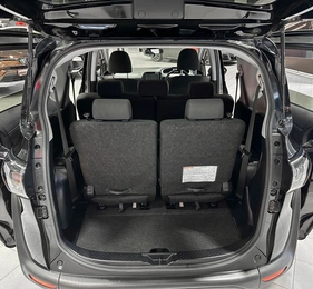 Минивэн Toyota Sienta 2020 года, 1447000 рублей, Красноярск