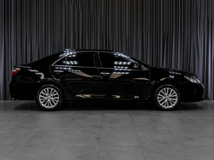 Седан Toyota Camry 2015 года, 2219000 рублей, Тюмень