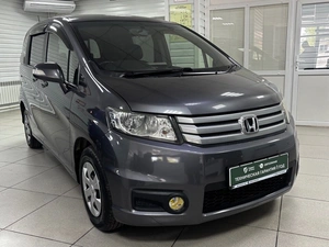 Минивэн Honda Freed 2013 года, 1050000 рублей, Ачинск