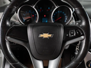 Седан Chevrolet Cruze 2013 года, 680000 рублей, Тюмень