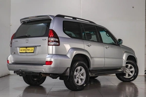 Внедорожник Toyota Land Cruiser Prado 2006 года, 2319000 рублей, Челябинск