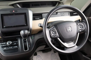 Минивэн Honda Freed 2017 года, 1429000 рублей, Оренбург
