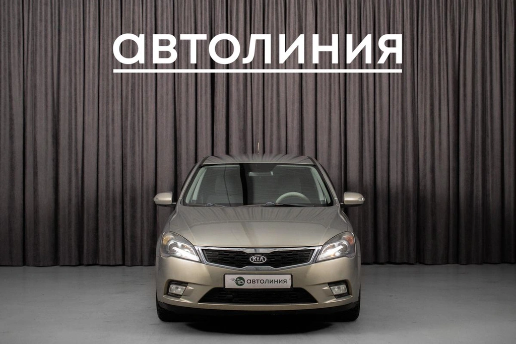 Хетчбэк Kia Ceed 2012 года, 779000 рублей, Красноярск