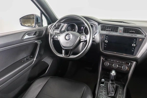 Внедорожник Volkswagen Tiguan 2019 года, 2249000 рублей, Пермь