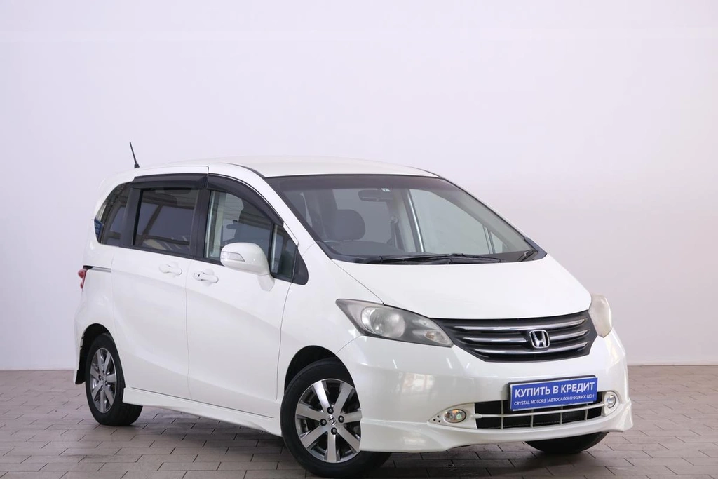 Минивэн Honda Freed 2009 года, 1169000 рублей, Омск