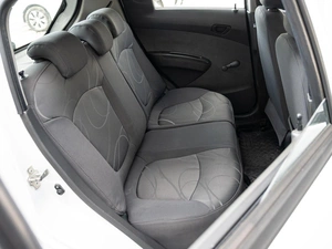 Хетчбэк Chevrolet Spark 2013 года, 865000 рублей, Краснодар