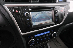 Хетчбэк Toyota Auris 2013 года, 1119000 рублей, Красноярск