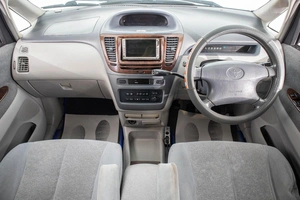 Минивэн Toyota Nadia 2001 года, 659000 рублей, Барнаул