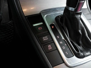 Седан Volkswagen Passat 2011 года, 854000 рублей, Воронеж