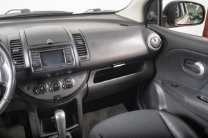 Хетчбэк Nissan Note 2010 года, 739000 рублей, Томск