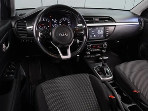 Хетчбэк Kia Rio X-Line 2018 года, 1524000 рублей, Воронеж
