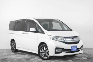 Минивэн Honda Stepwgn Spada 2016 года, 1849000 рублей, Кемерово