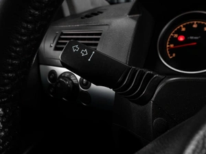 Хетчбэк Opel Astra 2007 года, 459000 рублей, Тюмень