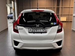 Хетчбэк Honda Fit 2017 года, 947000 рублей, Красноярск
