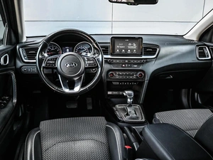 Хетчбэк Kia Ceed 2019 года, 1774000 рублей, Кирилловка