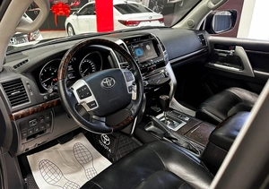 Внедорожник Toyota Land Cruiser 2014 года, 4200000 рублей, Красноярск