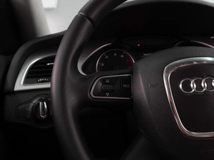 Седан Audi A4 2011 года, 1133000 рублей, Воронеж