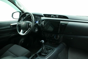 Пикап Toyota Hilux 2019 года, 3495000 рублей, Красноярск