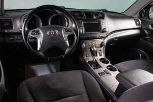 Внедорожник Toyota Highlander 2012 года, 2259000 рублей, Сургут