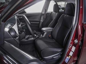Внедорожник Toyota RAV4 2017 года, 1999000 рублей, Ростов-на-Дону