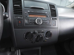 Седан Nissan Tiida 2013 года, 770000 рублей, Ростов-на-Дону
