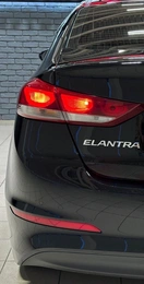 Седан Hyundai Elantra 2016 года, 1380000 рублей, Красноярск