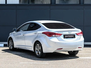 Седан Hyundai Avante 2011 года, 899000 рублей, Кирилловка
