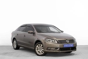 Седан Volkswagen Passat 2011 года, 839000 рублей, Барнаул