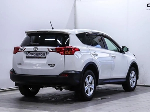 Внедорожник Toyota RAV4 2013 года, 1949000 рублей, Красноярск