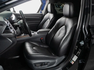 Седан Toyota Camry 2018 года, 3199000 рублей, Тюмень