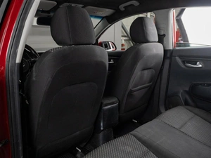 Седан Kia Rio 2018 года, 1320000 рублей, Тюмень