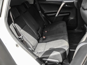 Внедорожник Toyota RAV4 2016 года, 1999000 рублей, Кирилловка