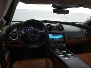Седан Jaguar XJ 2019 года, 4190000 рублей, Москва