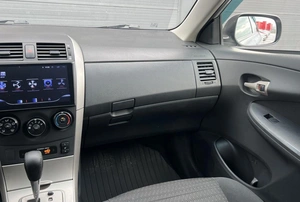 Седан Toyota Corolla 2008 года, 790000 рублей, Солонцы