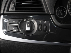 Седан BMW 5 серия 2010 года, 1615000 рублей, Омск