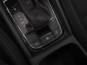 Внедорожник Skoda Karoq 2022 года, 2200000 рублей, Ростов-на-Дону