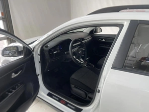 Хэтчбек Kia Rio 2018 года, 1300000 рублей, Смоленск