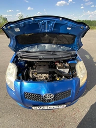 Хетчбэк Toyota Yaris 2007 года, 679000 рублей, Красноярск