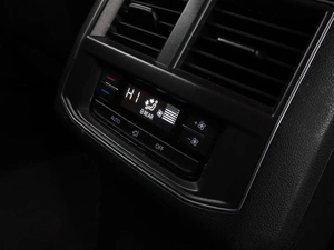 Внедорожник Volkswagen Teramont 2018 года, 2650000 рублей, Воронеж