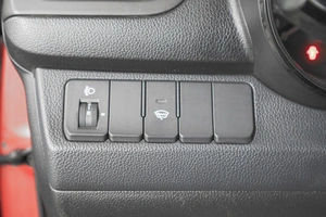 Хетчбэк Kia Rio 2013 года, 779000 рублей, Кемерово