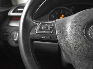 Седан Volkswagen Passat 2011 года, 889100 рублей, Казань