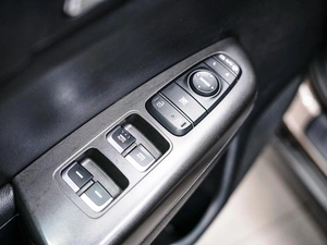 Внедорожник Kia Sportage 2017 года, 2049000 рублей, Красноярск