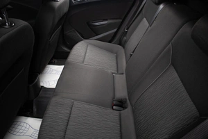 Седан Opel Astra 2012 года, 699000 рублей, Оренбург